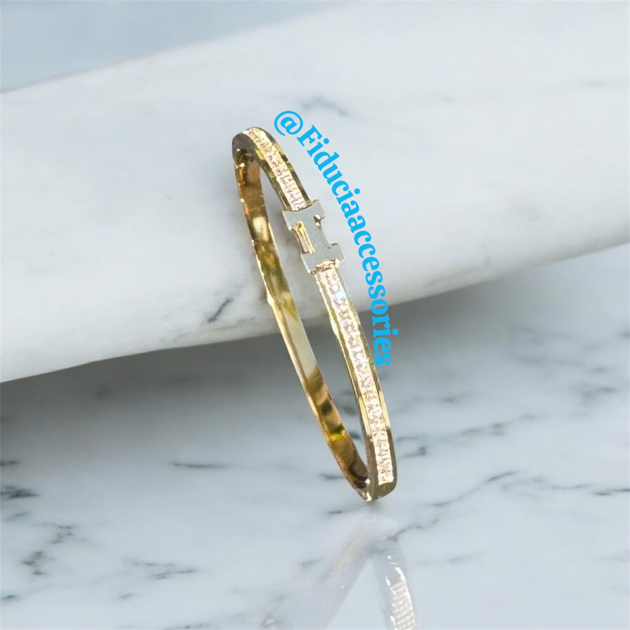 Mini-Boss Small 'H' Bracelet